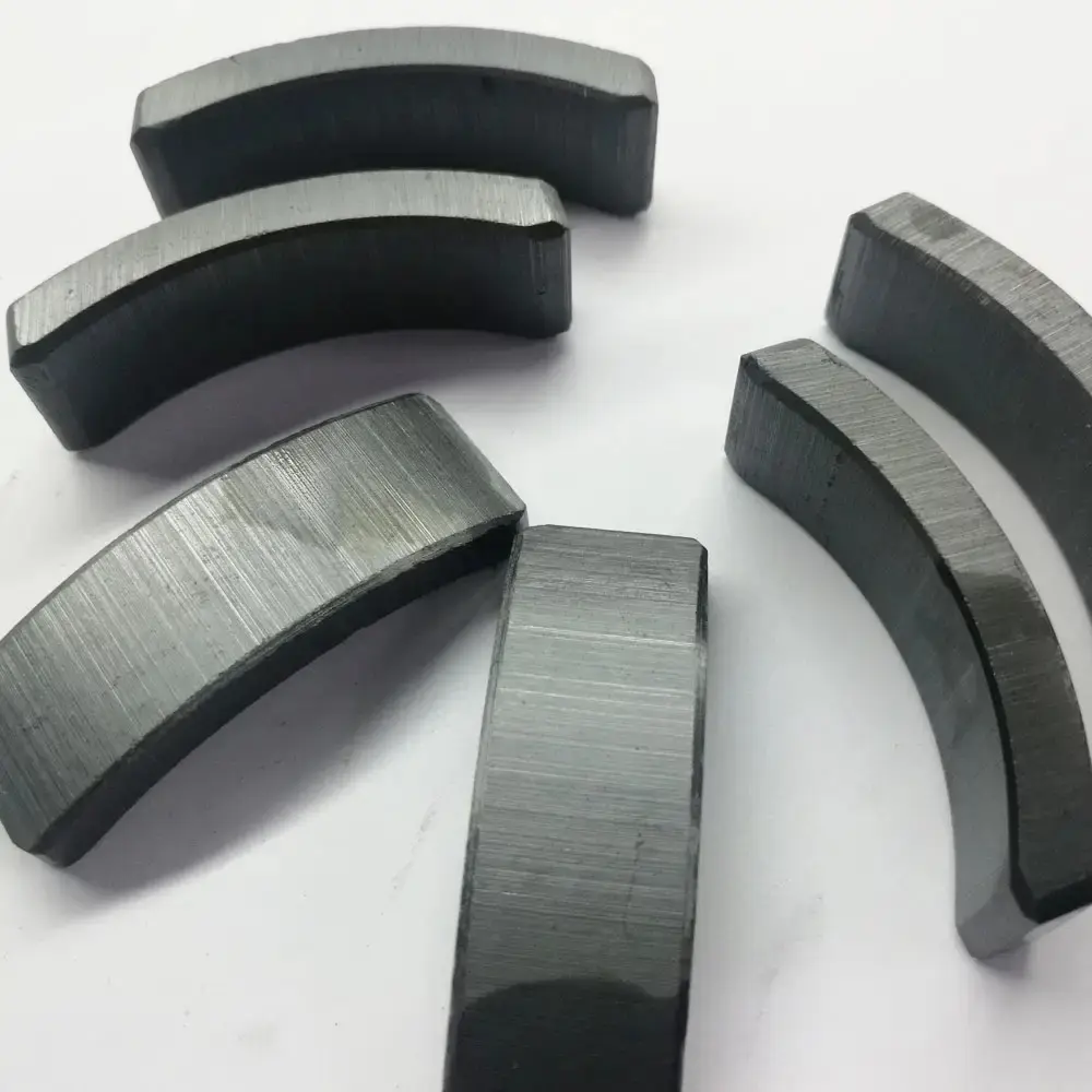 Anisotropic and Isotropic Ceramic Ferrite Magnets